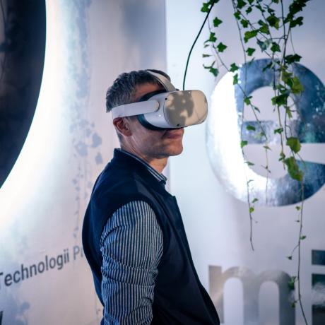 Biennale Sztuki i Technologii Przyszłości / e-POLIS miasto przyszłości