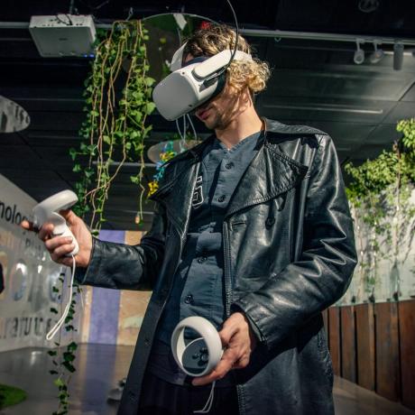 Biennale Sztuki i Technologii Przyszłości / e-POLIS miasto przyszłości