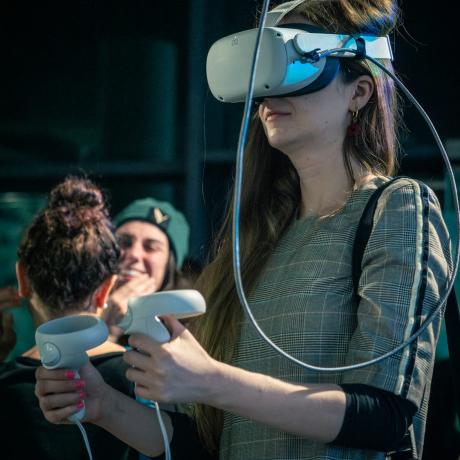 Biennale Sztuki i Technologii Przyszłości / e-POLIS miasto przyszłości